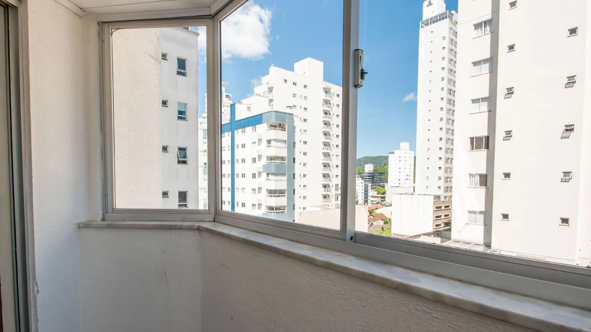 Apto E Conforto P/ 4 Balneario Camboriu St5157 Apartment