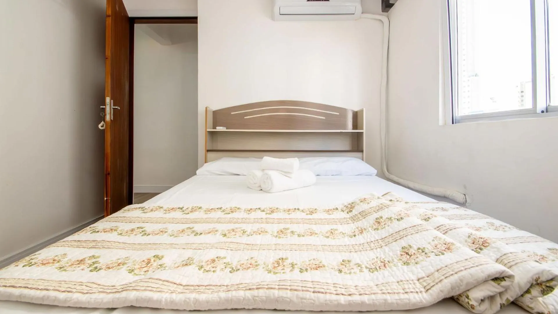 Apto E Conforto P/ 4 Balneario Camboriu St5157 Appartement